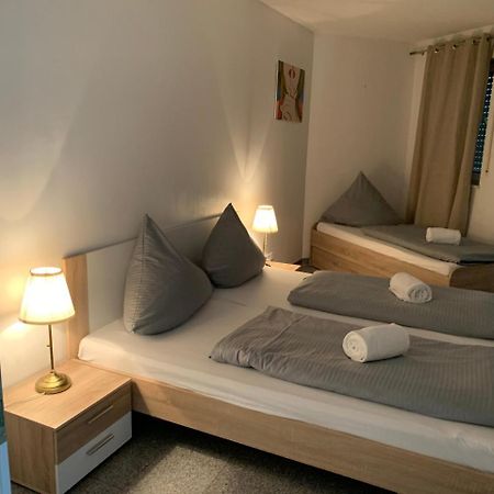 Kn Kahtan Boarding House Apartment Мюнхен Екстериор снимка
