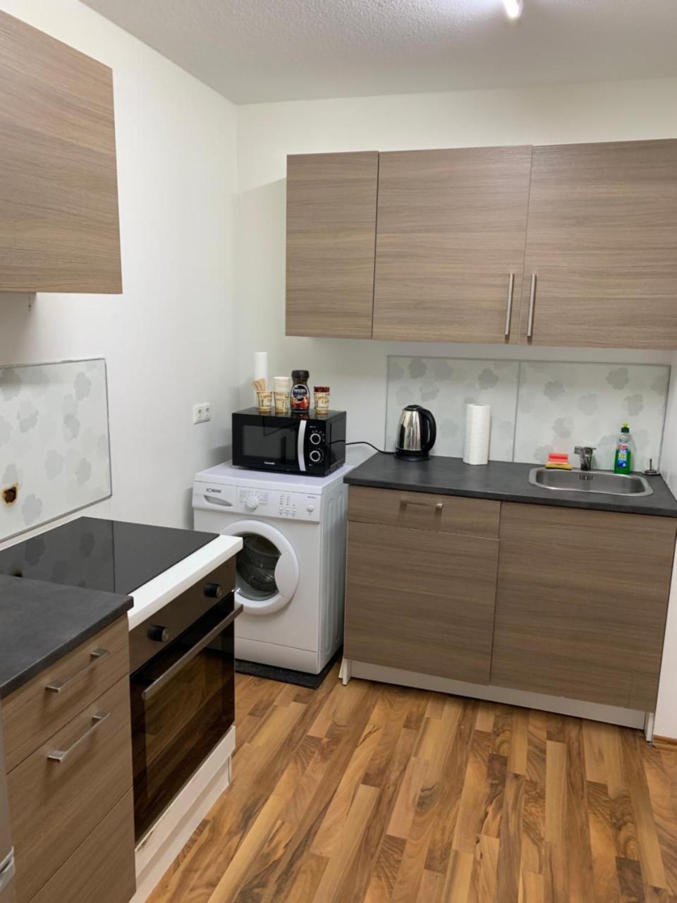 Kn Kahtan Boarding House Apartment Мюнхен Екстериор снимка