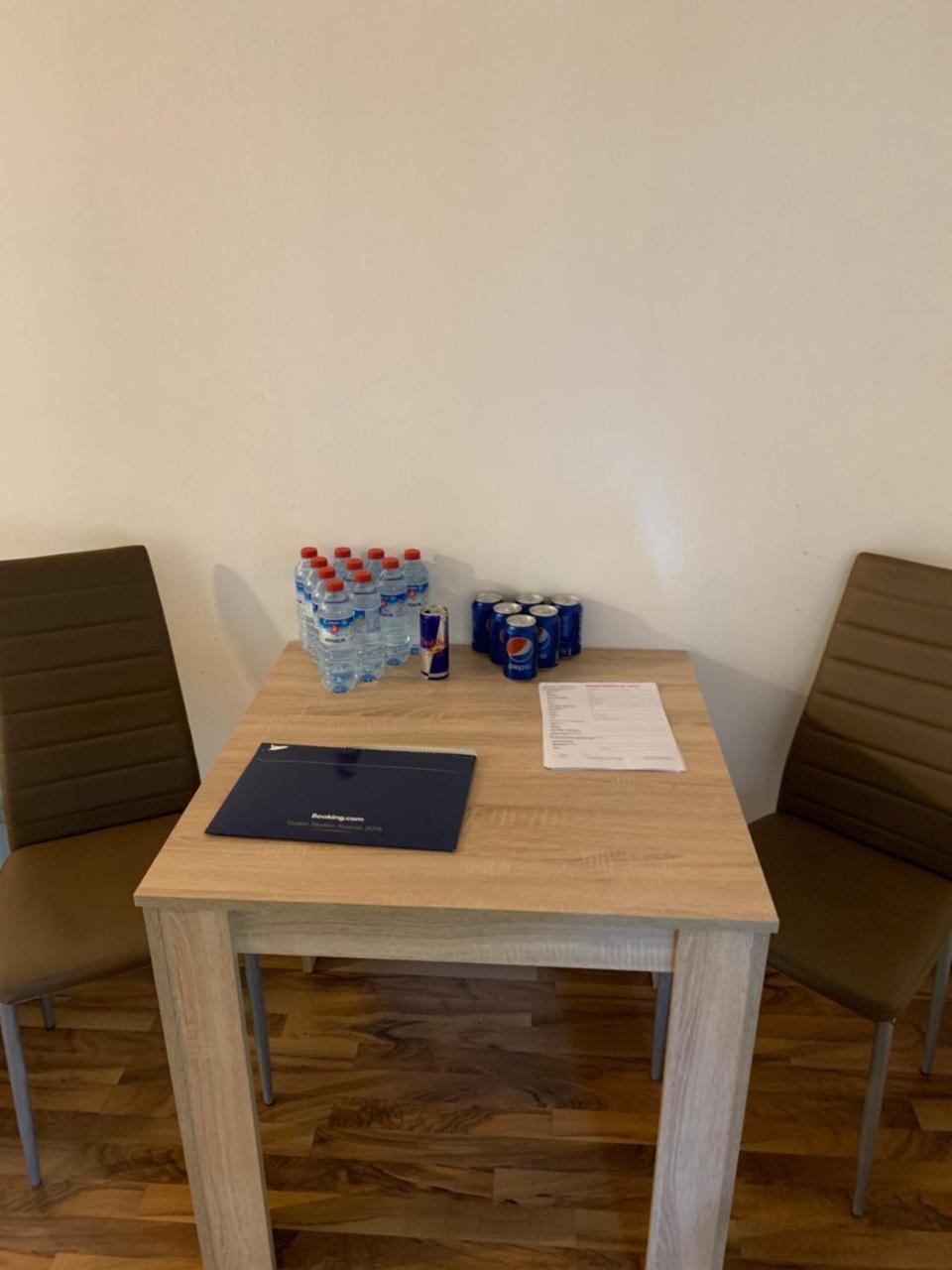 Kn Kahtan Boarding House Apartment Мюнхен Екстериор снимка
