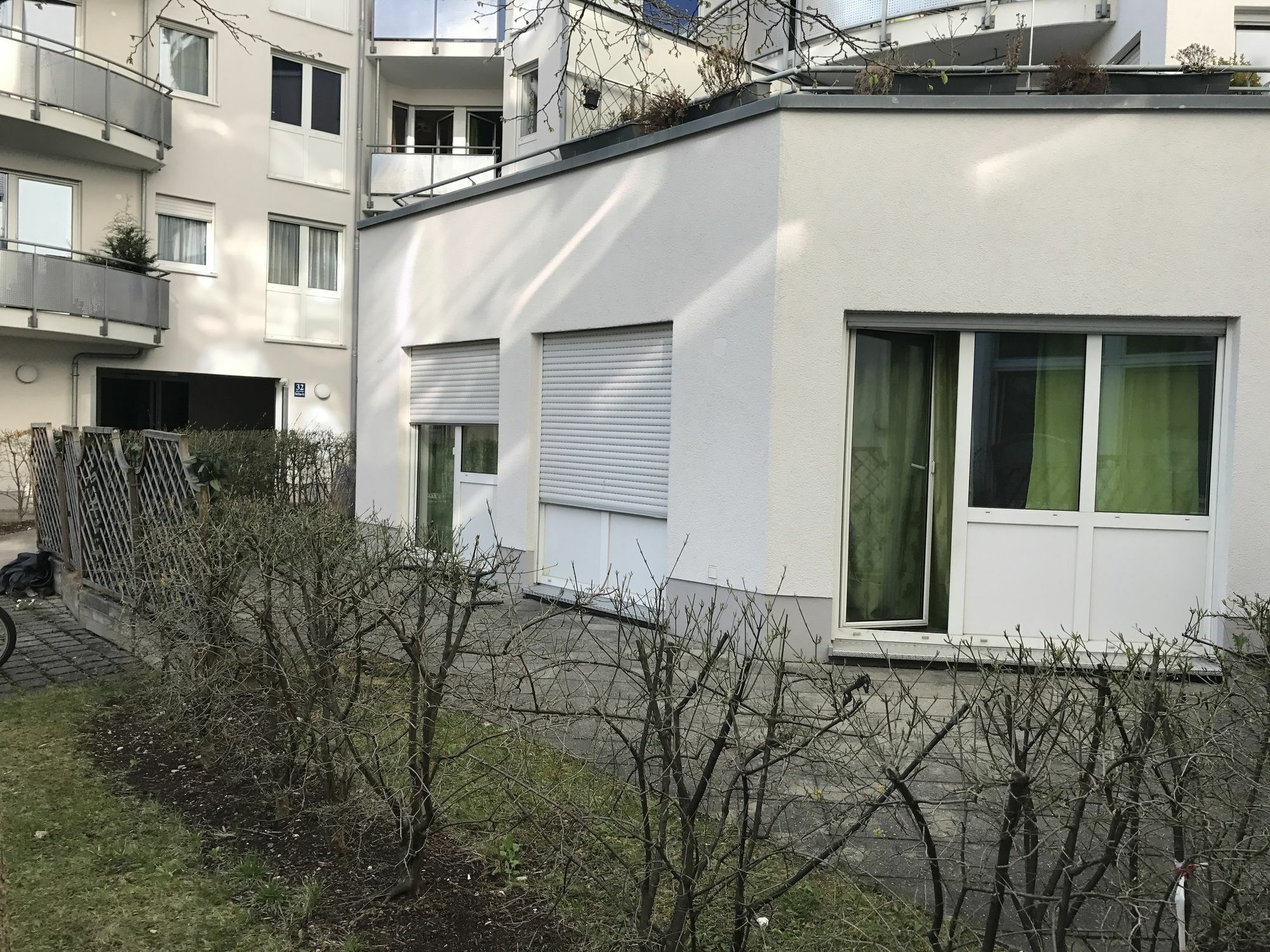 Kn Kahtan Boarding House Apartment Мюнхен Екстериор снимка