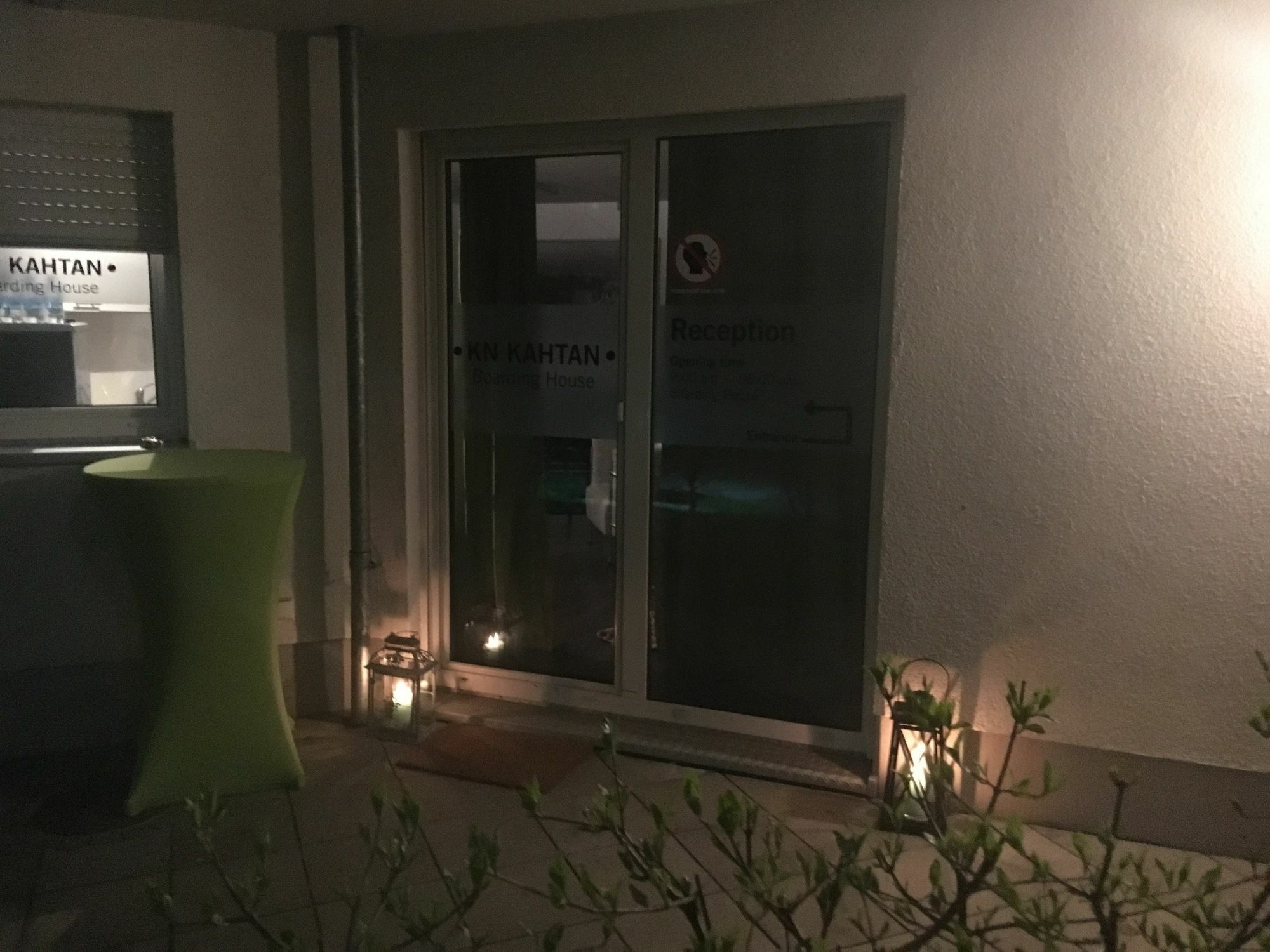 Kn Kahtan Boarding House Apartment Мюнхен Екстериор снимка